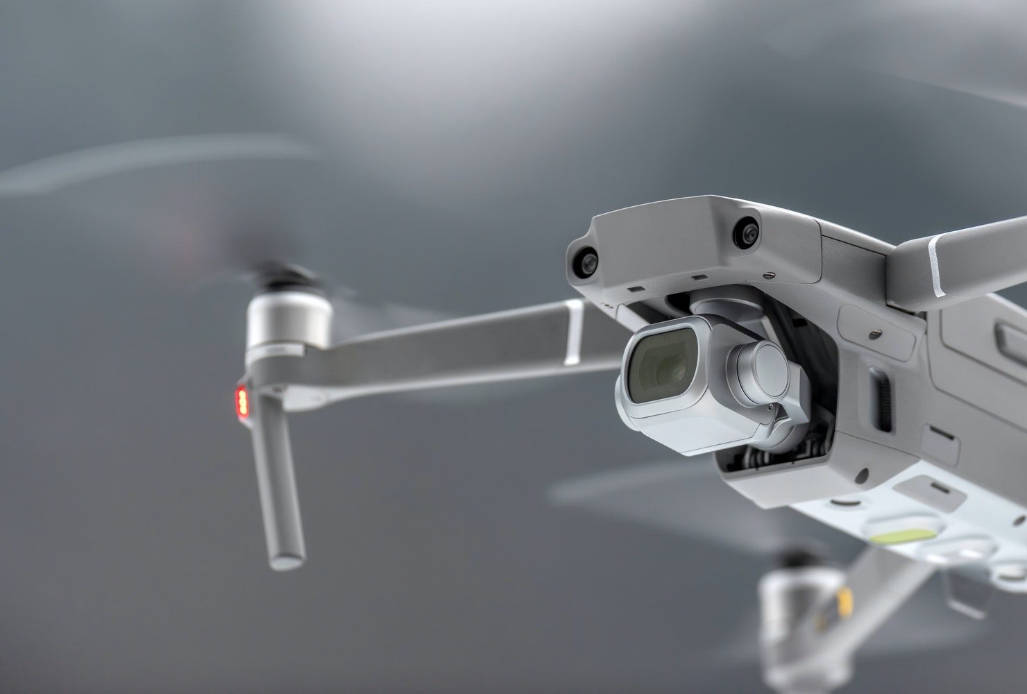 Drone quadcopter with digital camera e1622963753241.jpg